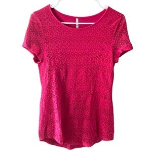 Leo & Nicole Short Sleeved Lace Overlay Top Size Small